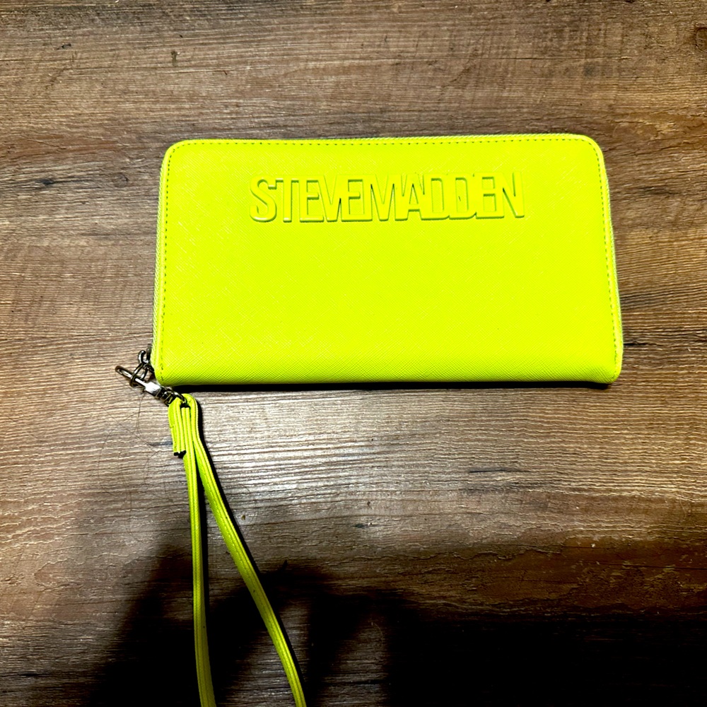Steve Madden Wallet